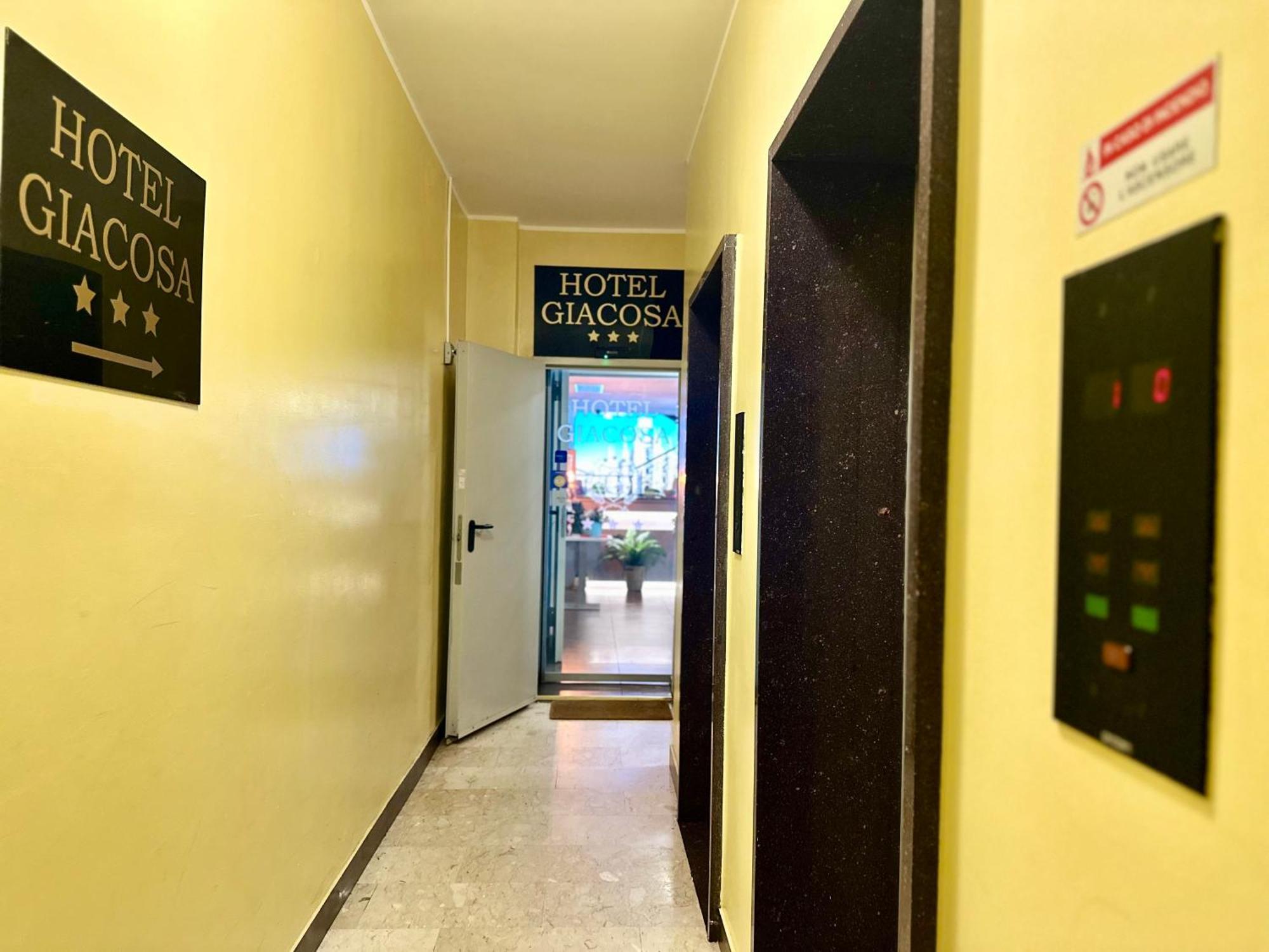 Hotel Giacosa Milano Dış mekan fotoğraf