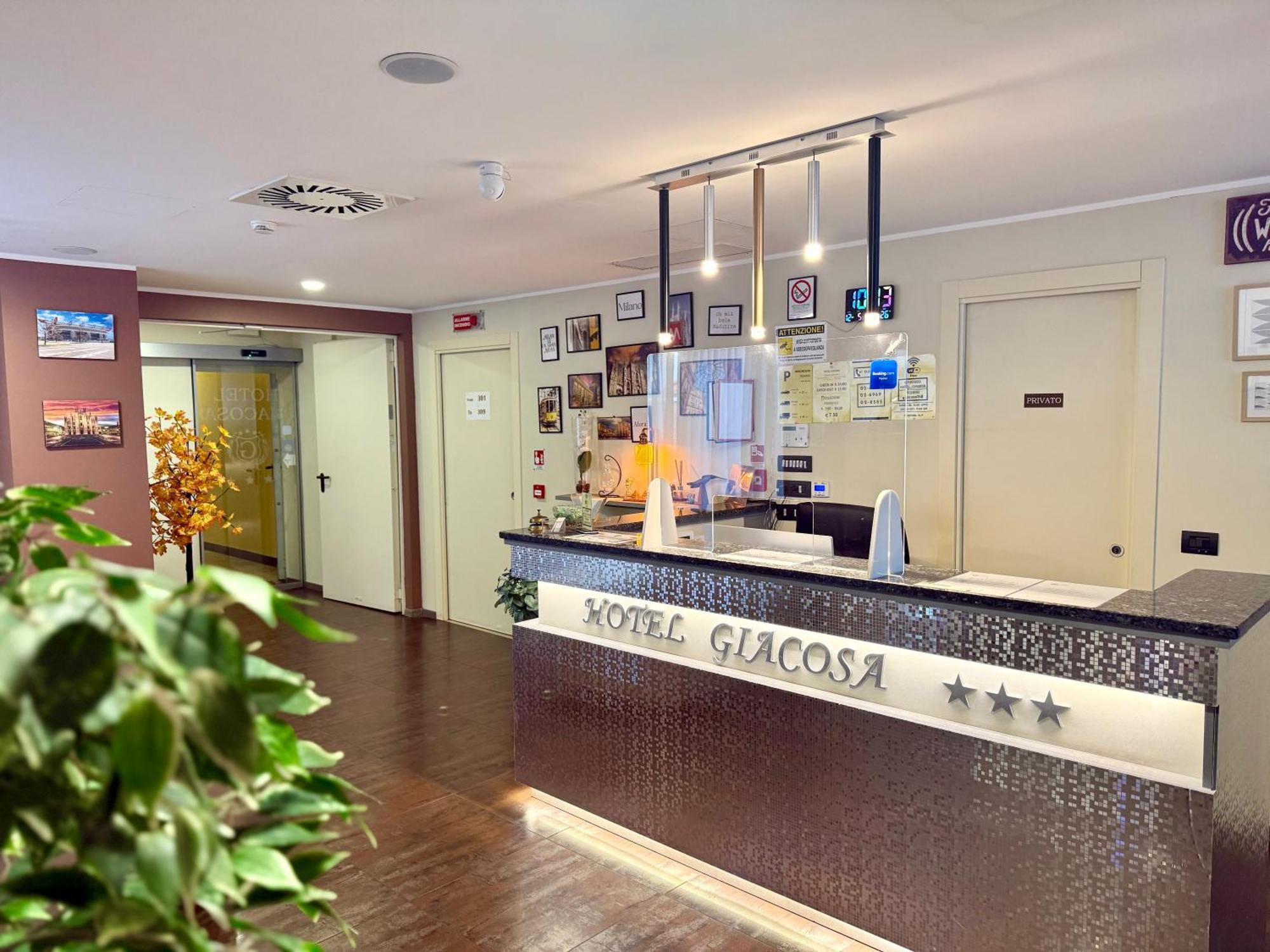 Hotel Giacosa Milano Dış mekan fotoğraf